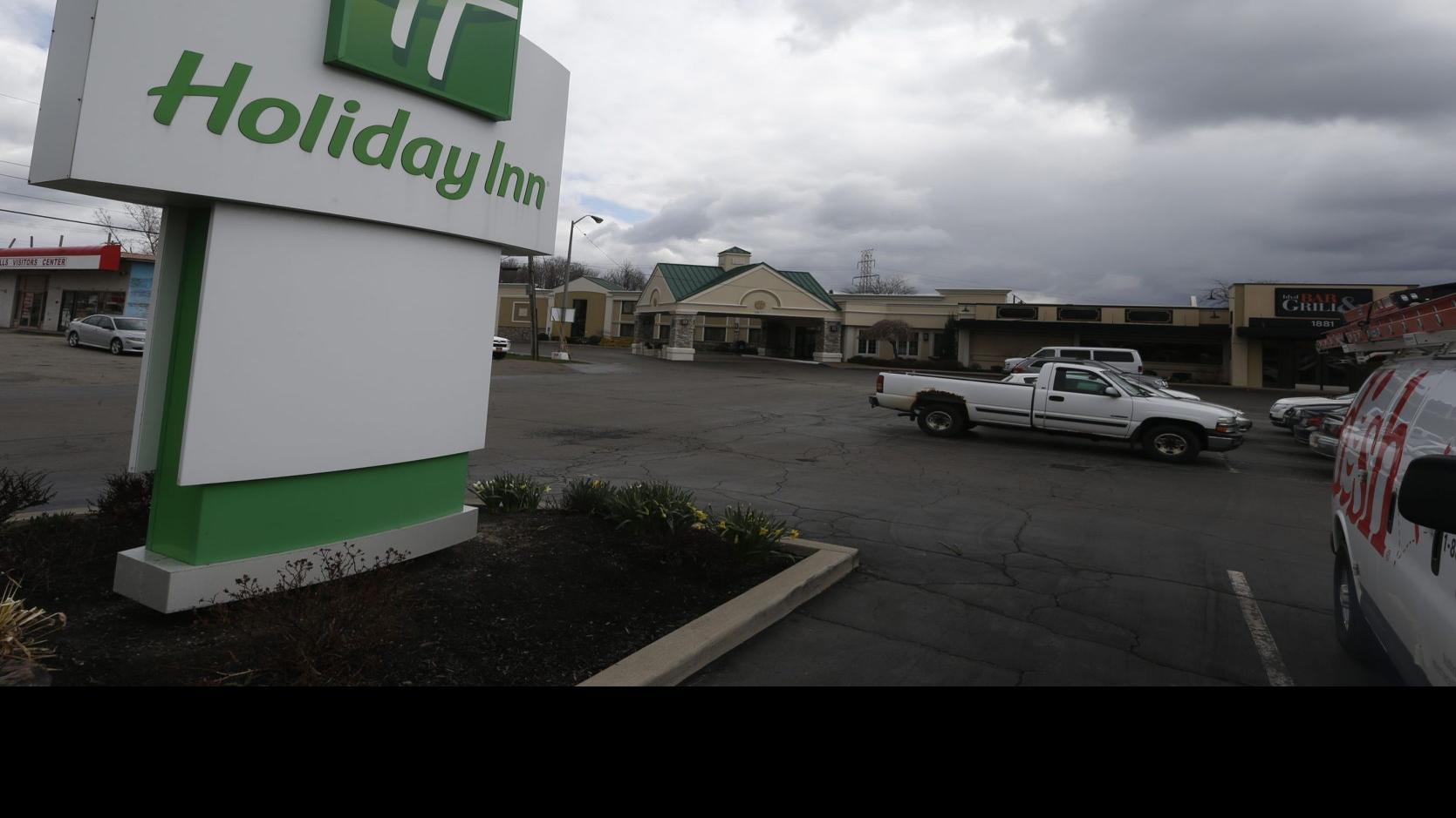 Carmax Brings Niagara Falls Dealership Plan To Amherst Local News Buffalonews Com