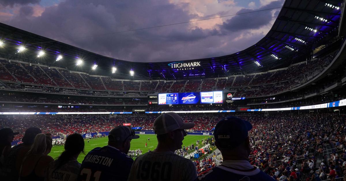 Photos: Bills fans get first look inside new stadium during Return of the Blue & Red