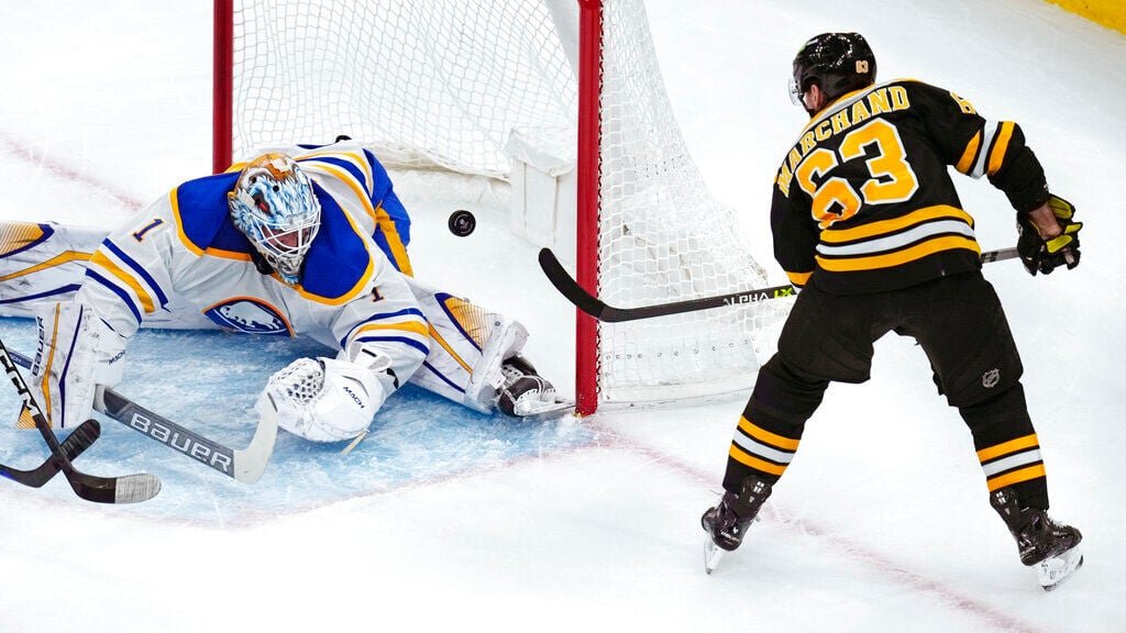 Swayman makes 30 saves as Bruins blank Senators
