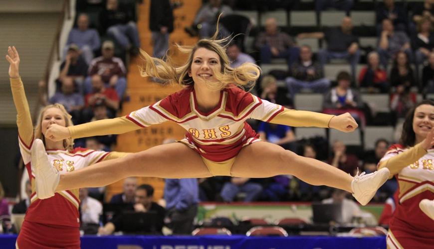 Portland high school brings Southern cheerleading style to Oregon