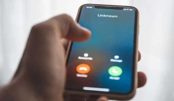 AI spots hidden security flaws in hundreds of 5G smartphone models