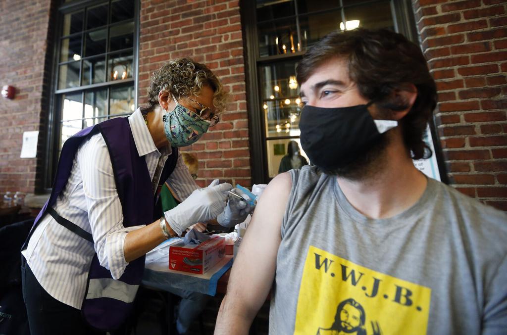 Free Beer Offer Results In More Vaccinations Than All Erie County First Dose Clinics Last Week Local News Buffalonews Com
