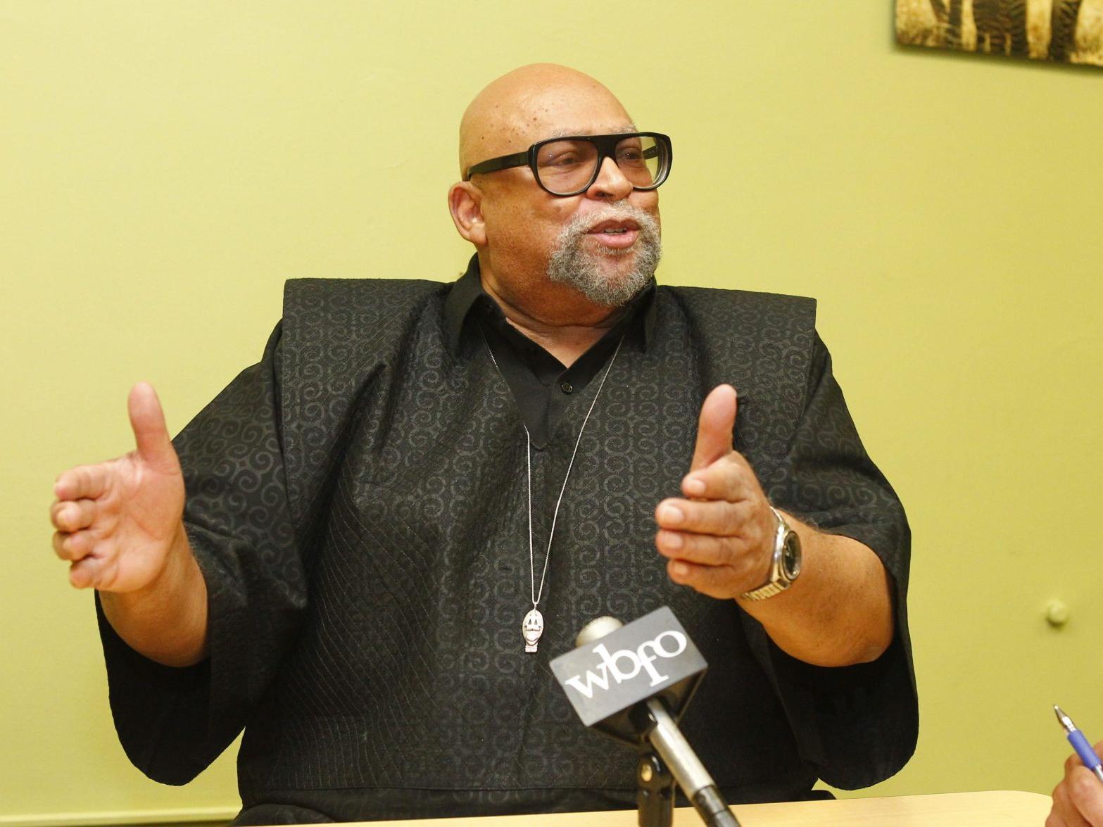 Kwanzaa Creator Maulana Karenga Makes Annual Pilgrimage To Buffalo Latest Headlines Buffalonews Com