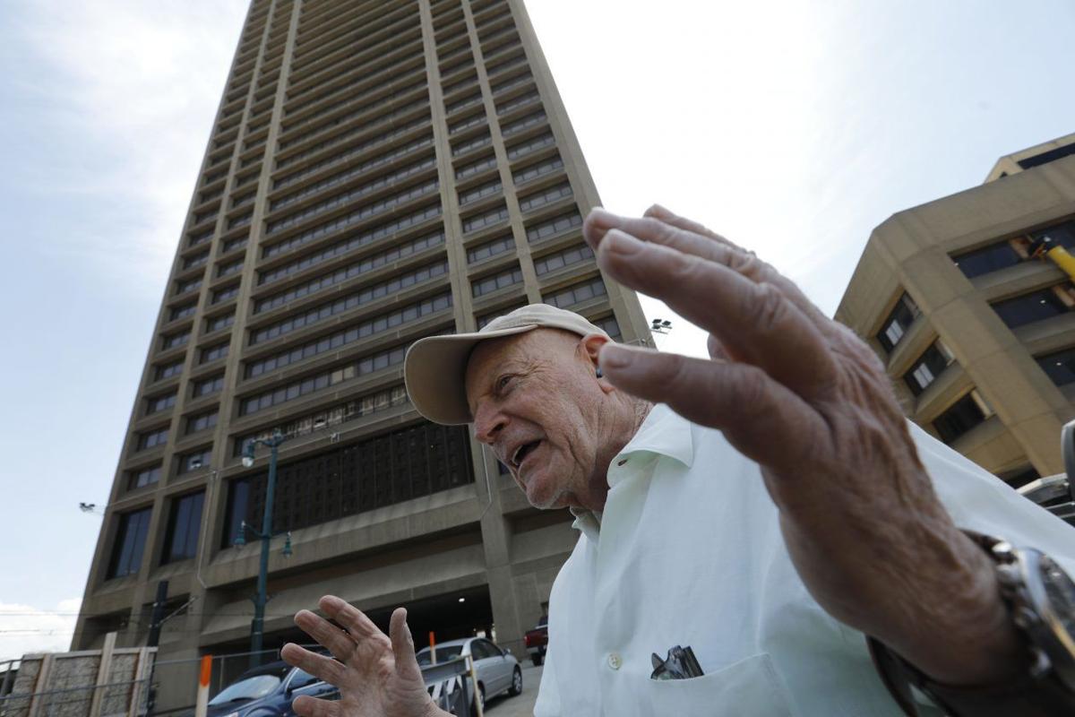 FIN ONE SENECA TOWER GEE