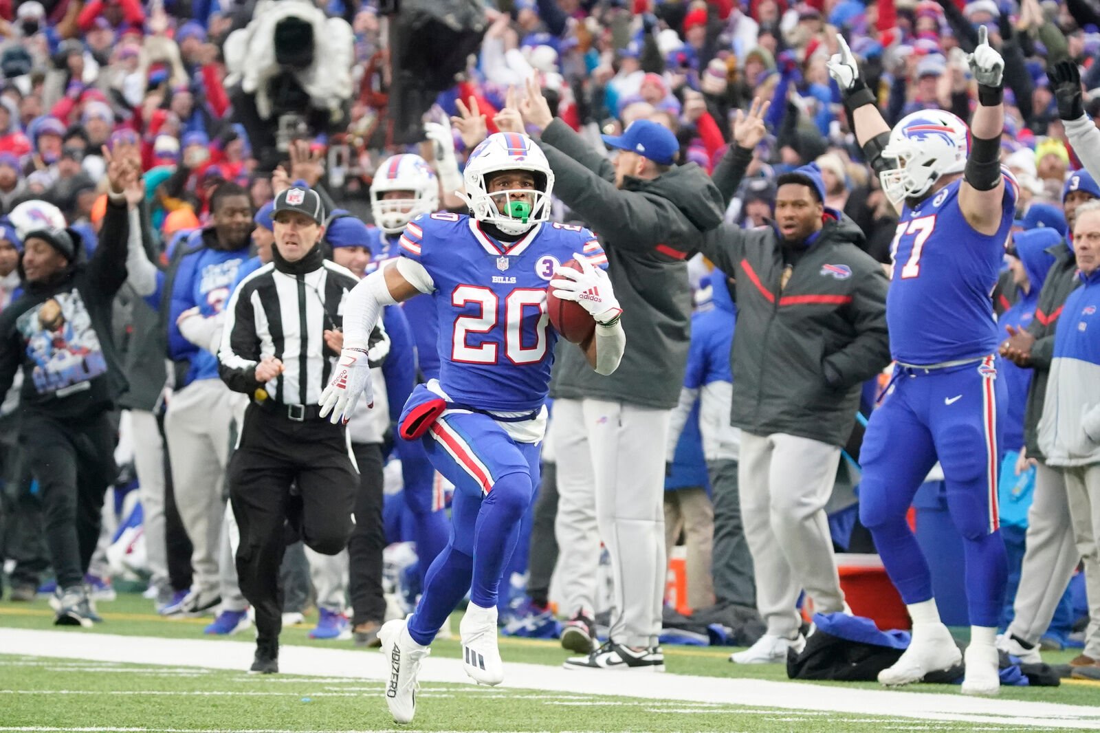 To No Surprise, Buffalo Bills' Nyheim Hines Wins AFC Special Teams ...