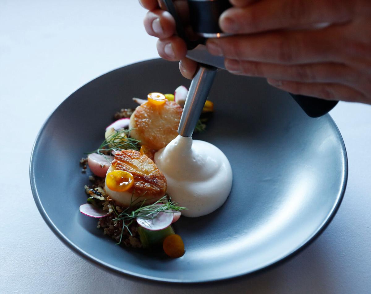 At Oliver S Reassurance That Fine Dining Lives On Restaurants Buffalonews Com