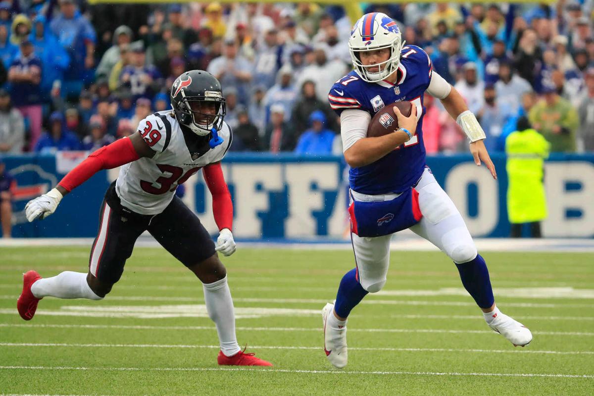 Buffalo Bills tight end Dawson Knox (88) lines up during an NFL football  game against the Green Bay Packers, Sunday, Oct. 30, 2022, in Orchard Park,  N.Y. (AP Photo/Bryan Bennett Stock Photo - Alamy