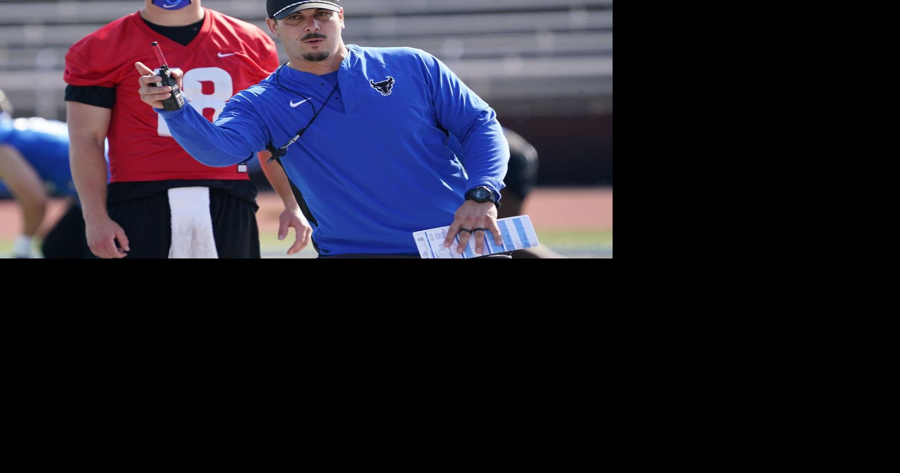 UB coordinator Tony Tokarz seeks 'toughness' in program's next QB