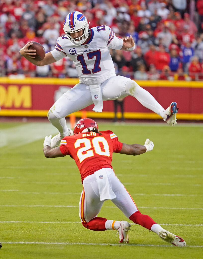 Buffalo Bills back to football photo shoot #fastisfaster #buffalo