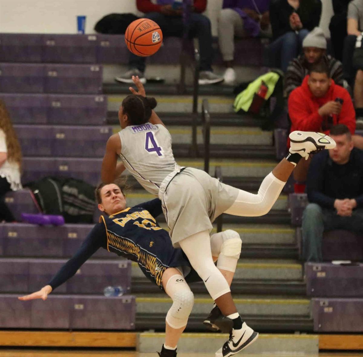 Canisius 72, NOI 66