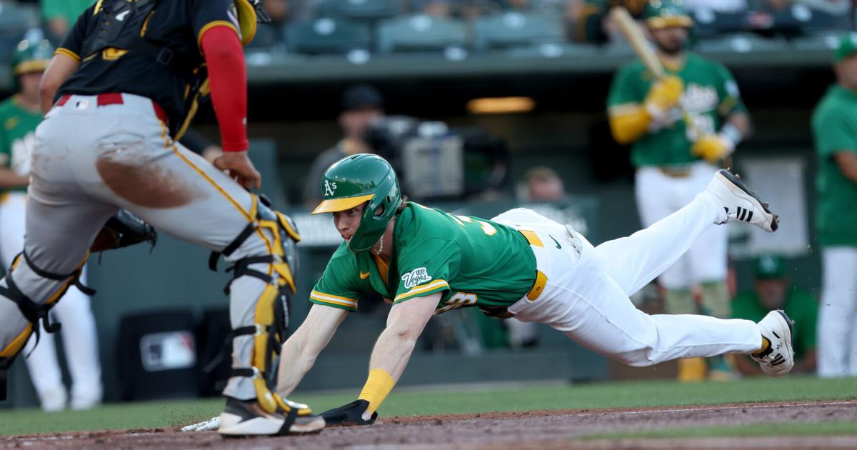 BASEBALL-MLB-ATH-PIT/