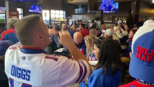 Fans help out after Bills Elvis says tailgate gear was taken