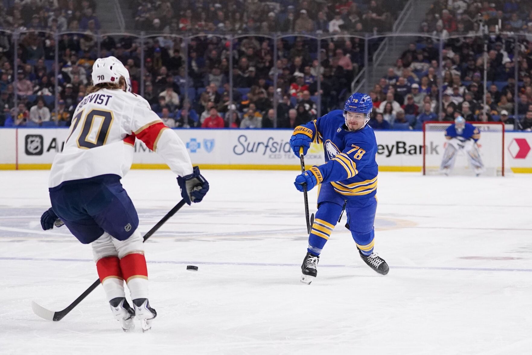 Buffalo Sabres lose to Florida Panthers, 4-3