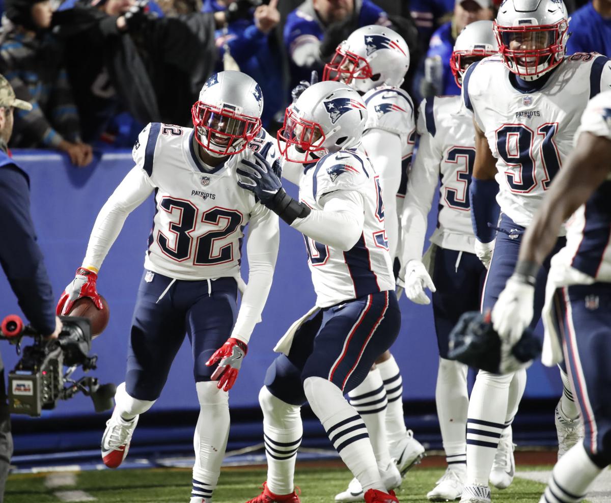 Plays That Shaped The Game Patriots Hit Just Enough Passes Vs Bills Buffalo Bills News Nfl Buffalonews Com