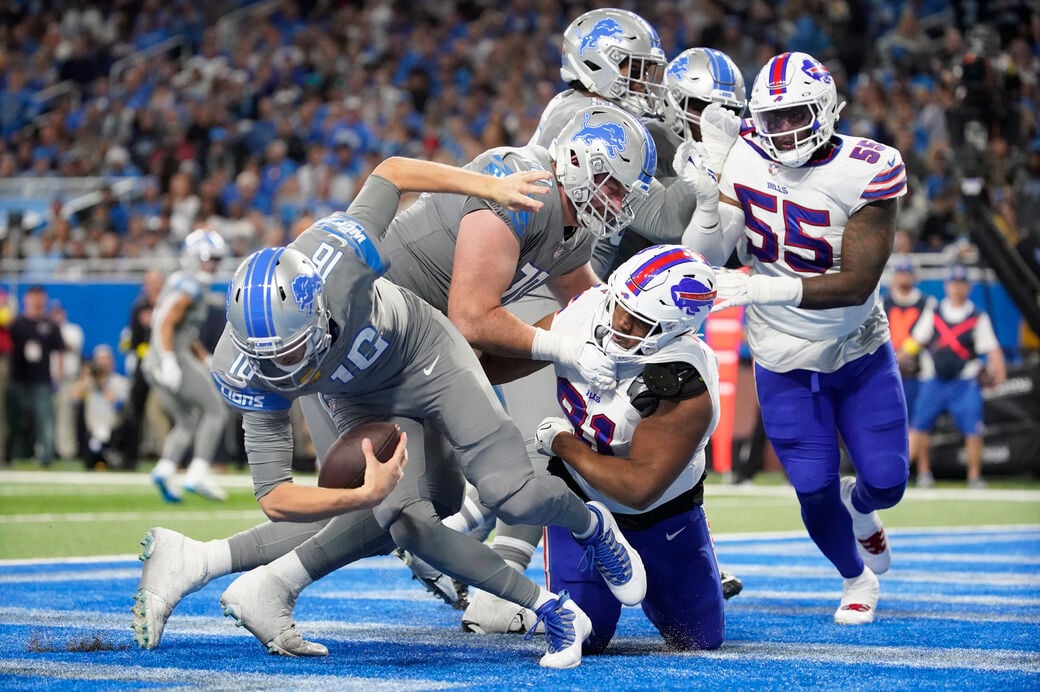 Zach Wilson loses in first game back, Lions continue hot streak