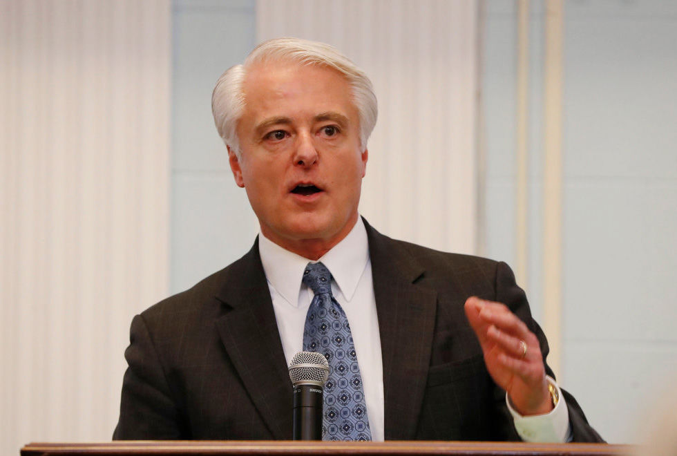 Niagara Falls plans houses for buyers in package with