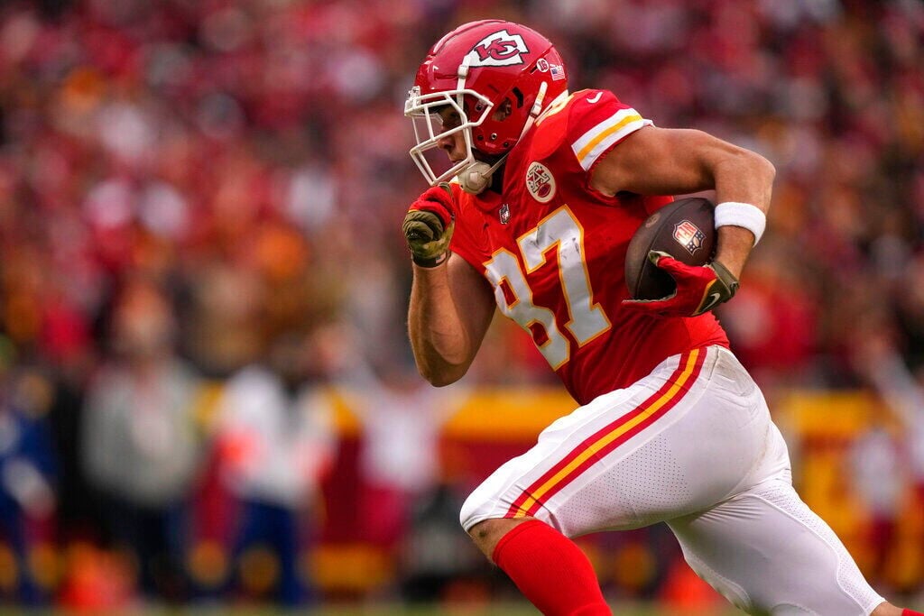 Chiefs charge on: Kansas City denies Titans in AFC Championship