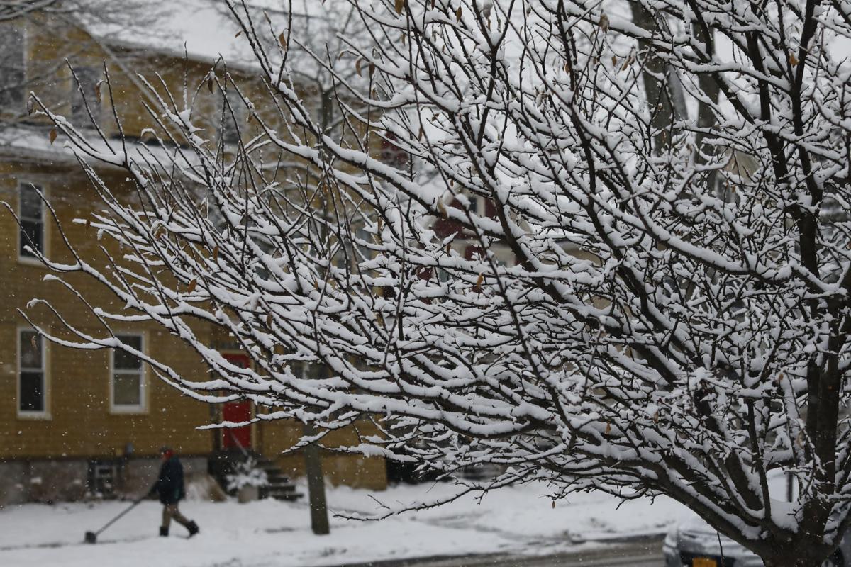 Don Paul: Quiet Saturday gives way an active pre-holiday weather pattern | Forecasts | buffalonews.com