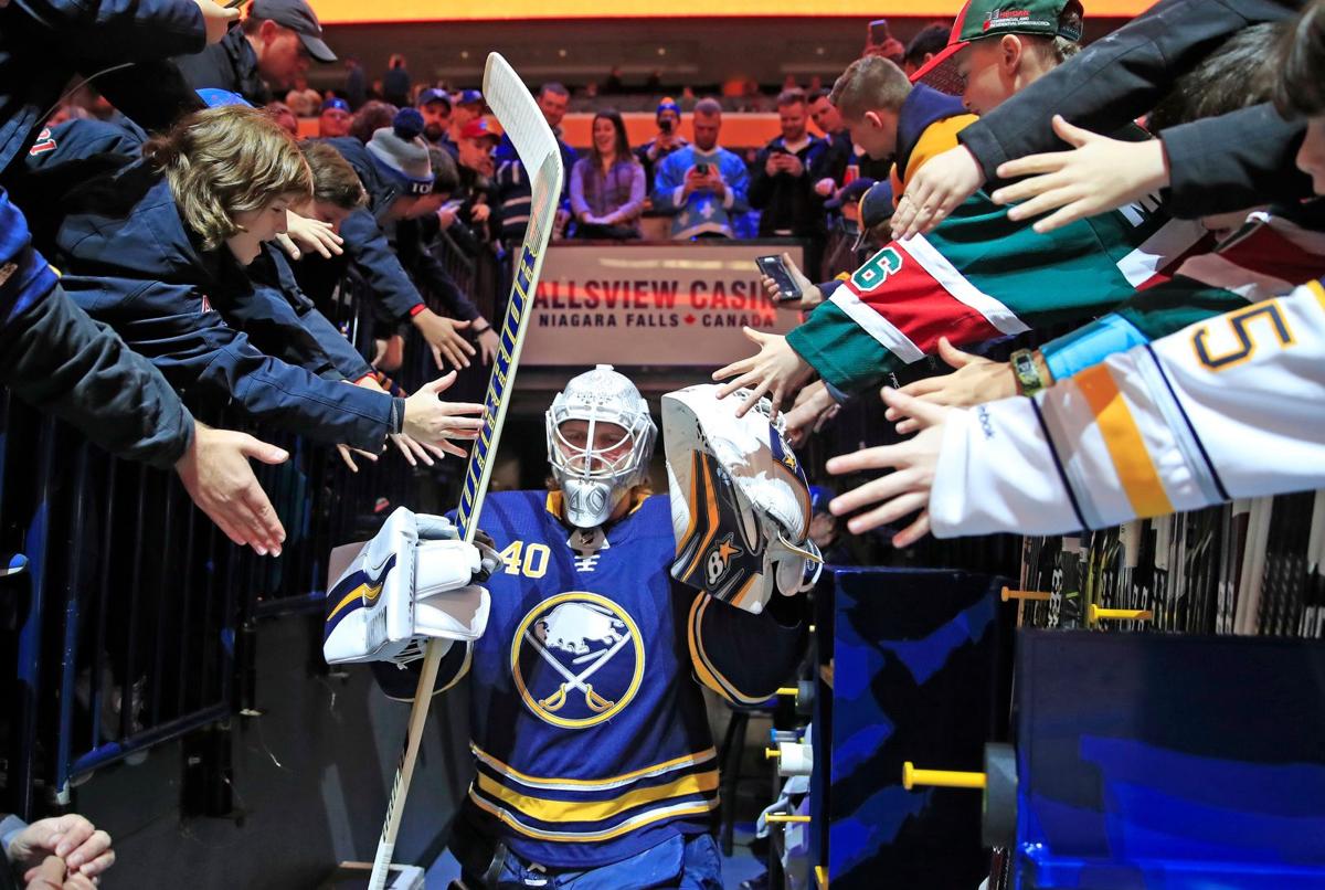 1009126681-Sabres-scull-P1