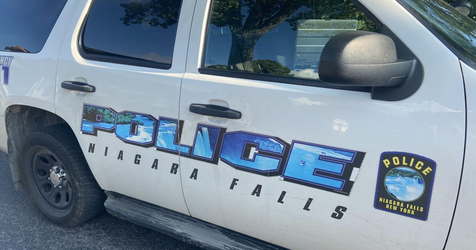 Niagara Falls police officer charged with raping a minor - Vimarsana News