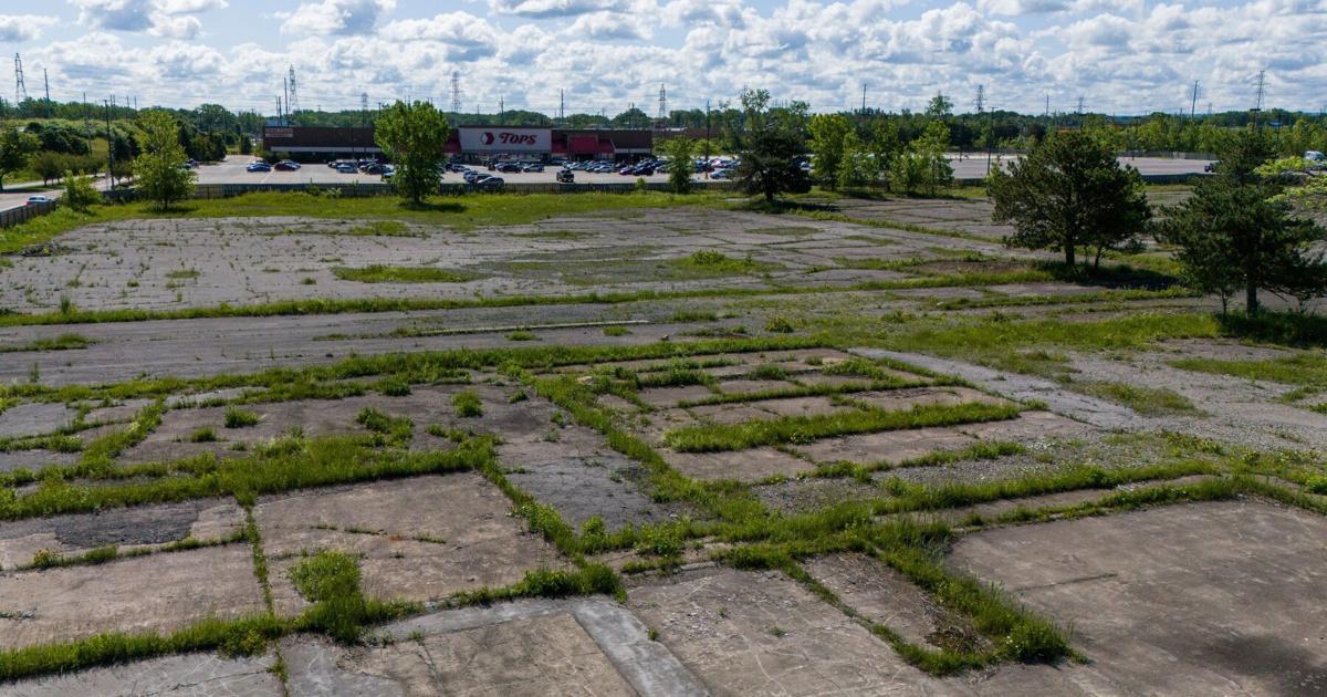 Former Seneca Mall site sold for nearly million Former Seneca Mall site sold for nearly million