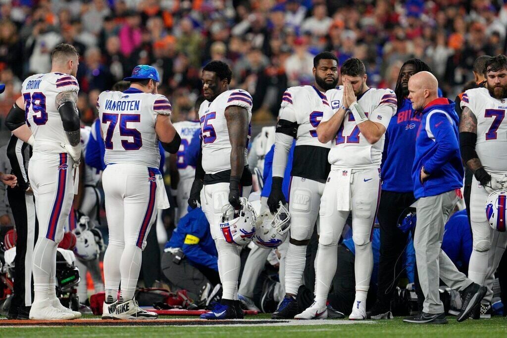 Bills' Damar Hamlin, Stars' Rich Peverley and other medical incidents that  stopped play