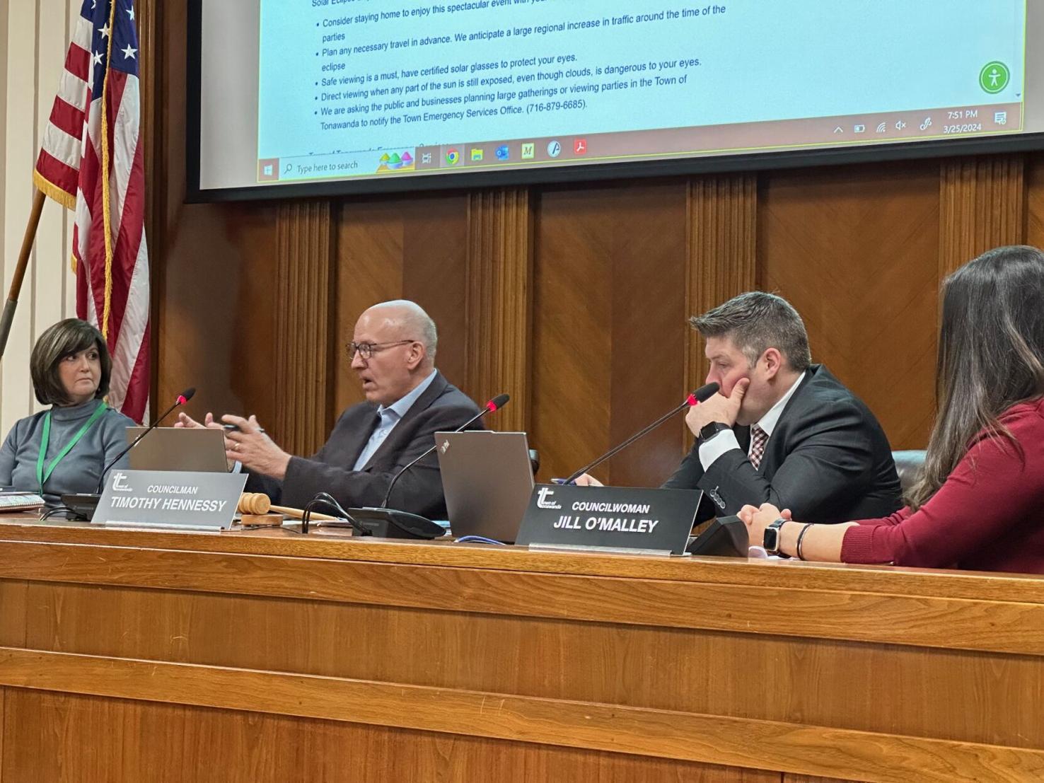 Houses on Tonawanda golf course eyed to avoid later tax hike