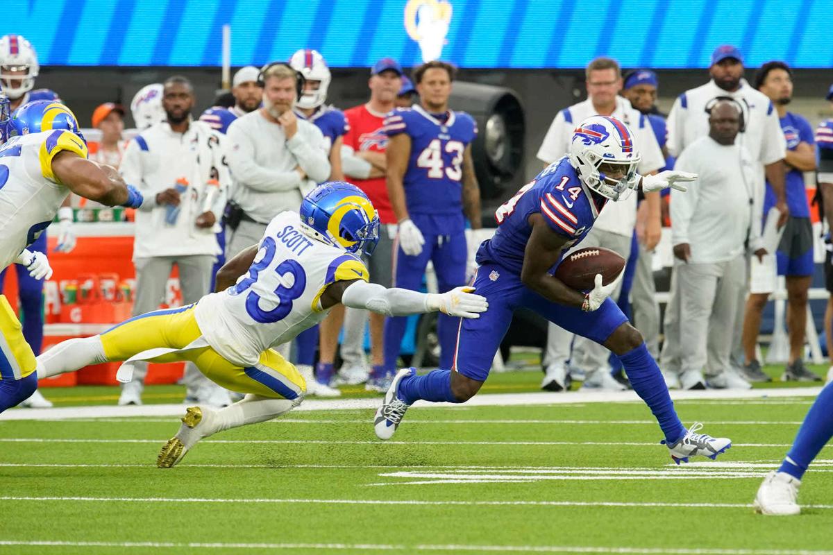 Bills start Super Bowl pursuit off on strong note, blow out Rams