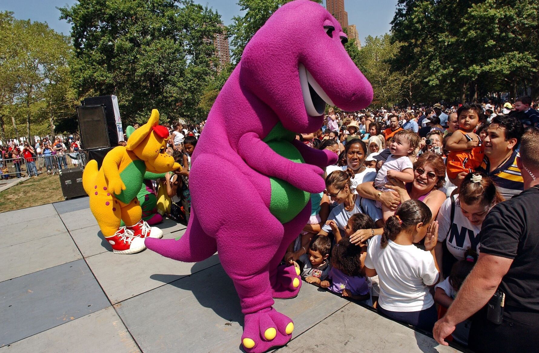 Barney Let Imagine Live Bj