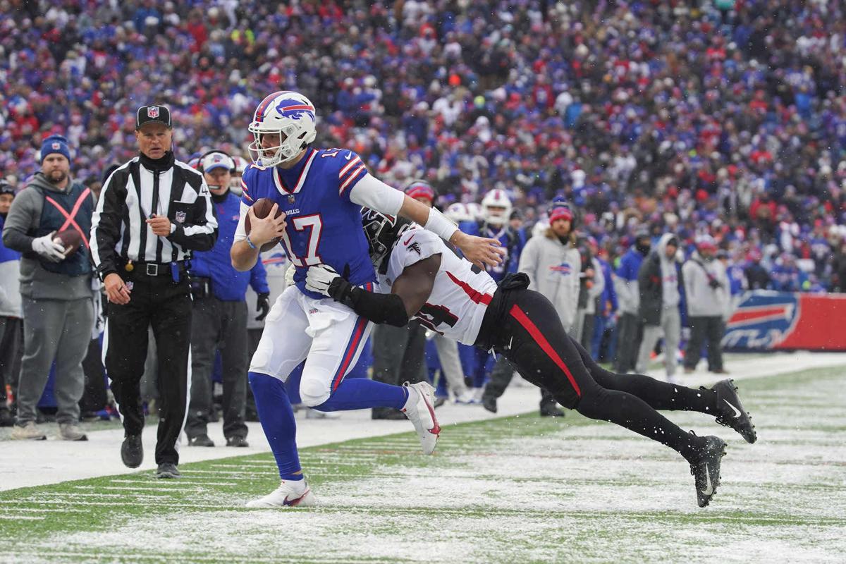 Leeds Psykiatri lugtfri Josh Allen now trails only O.J. Simpson, Thurman Thomas for most rushing  touchdowns in Bills history | Buffalo Bills News | NFL | buffalonews.com