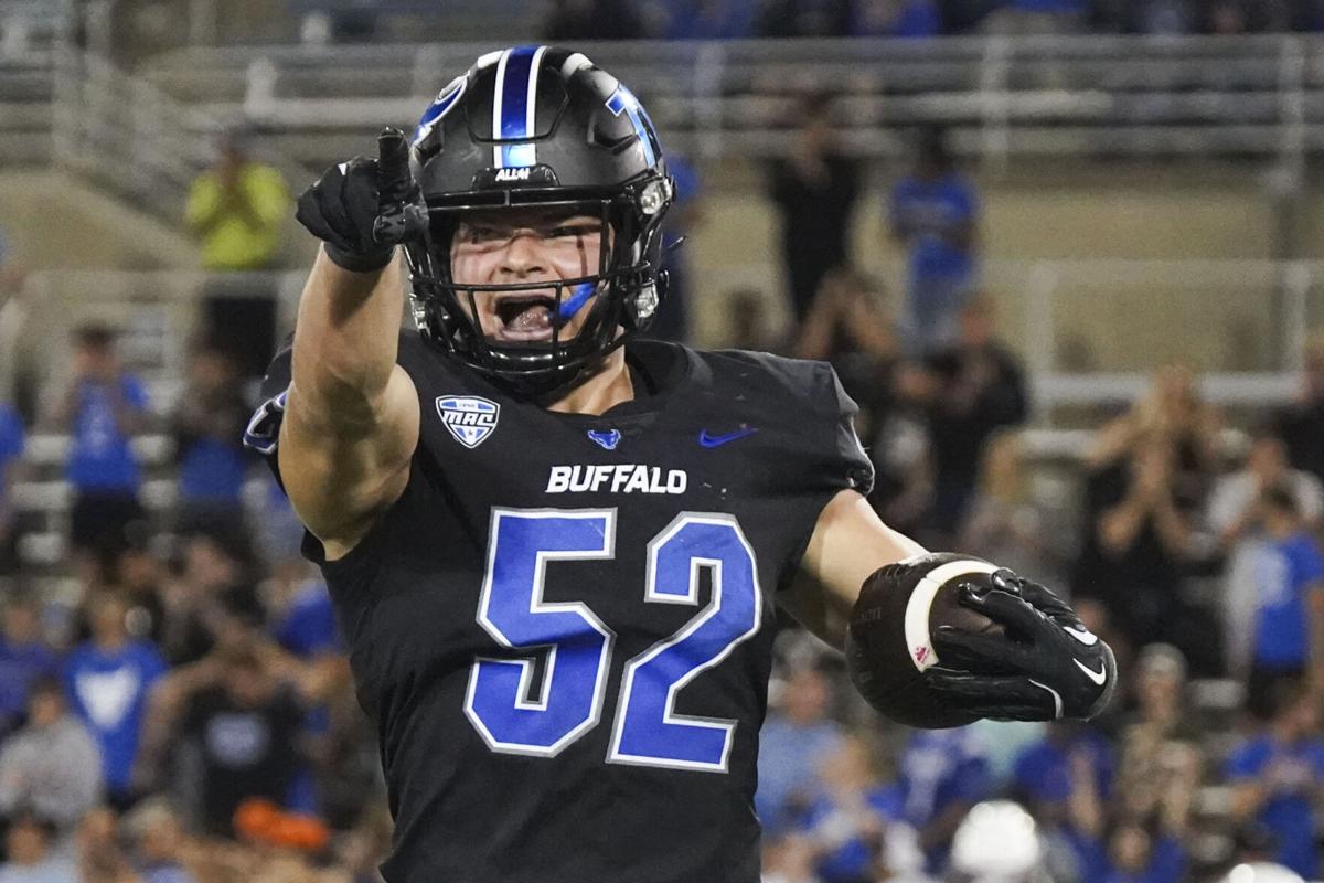 In UB win, linebacker Shaun Dolac feels at home back at home