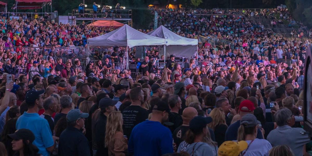 Smiles at Foreigner at Artpark