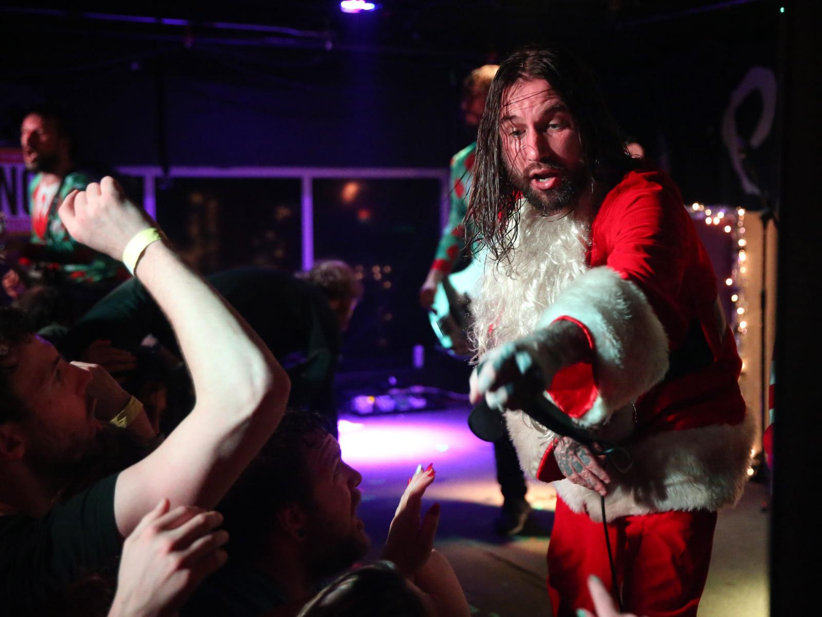 Review Every Time I Die Goes Above And Beyond At The Waiting Room Entertainment Buffalonews Com