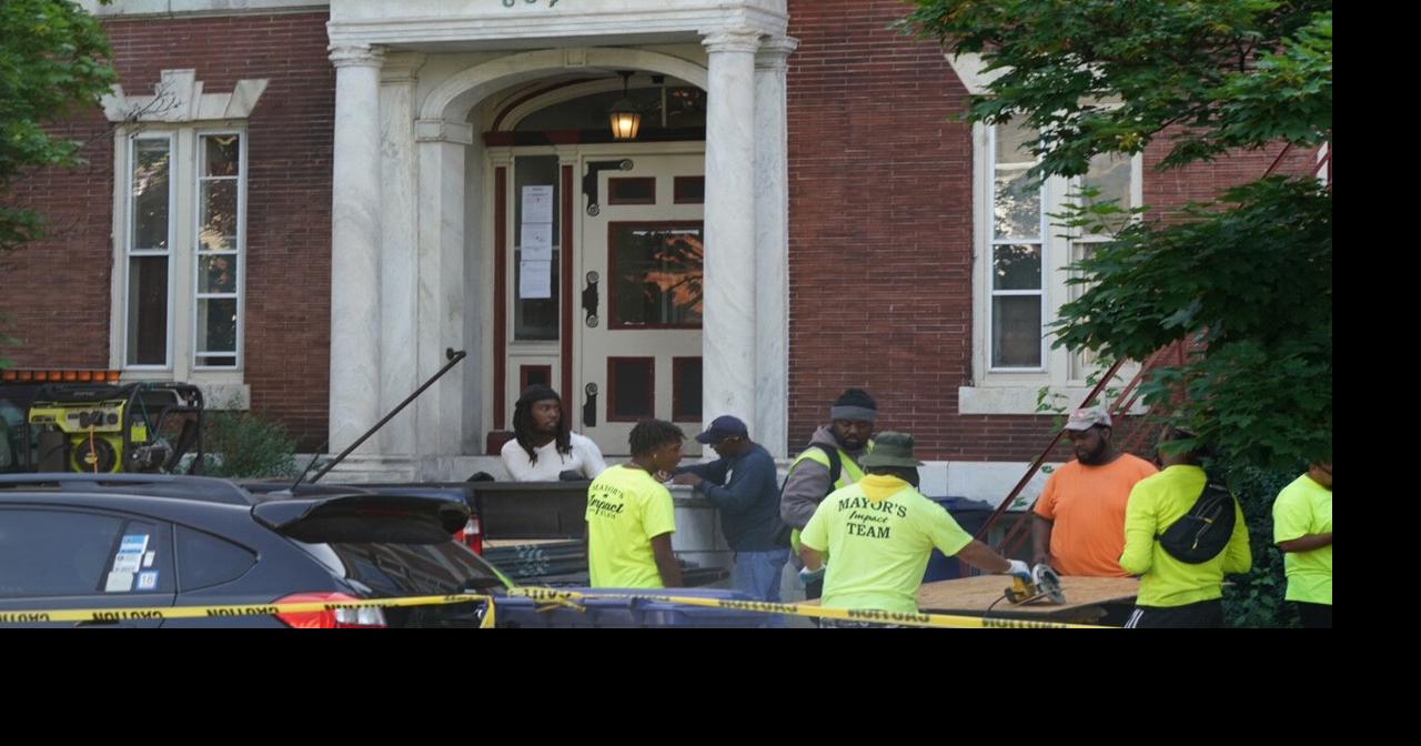 City boards up Elmwood Heights apartments