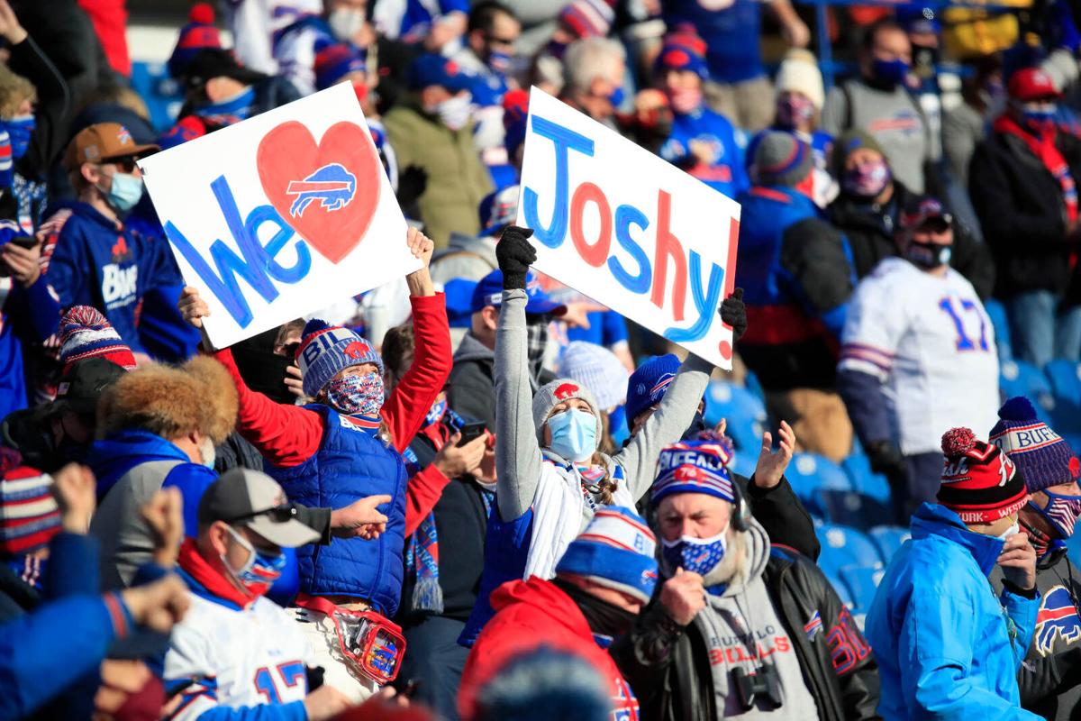 bibliotekar ukrudtsplante Anmelder Man's teary face symbolizes Bills fans' reaction to playoff win | Local  News | buffalonews.com