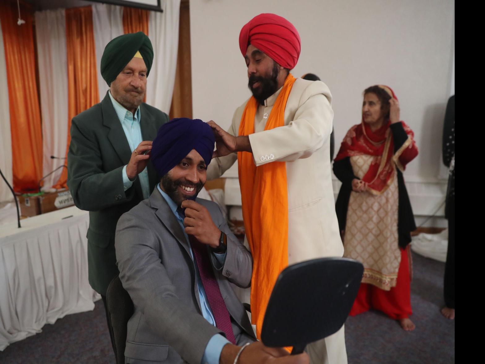 Rod Watson Local Sikhs Hope To Dispel Stereotypes With Turban Day Local News Buffalonews Com All these words refer to the garment worn by both men and women to cover their heads.