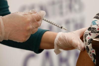 New York expands Covid-19 vaccine eligibility to those 65 ...