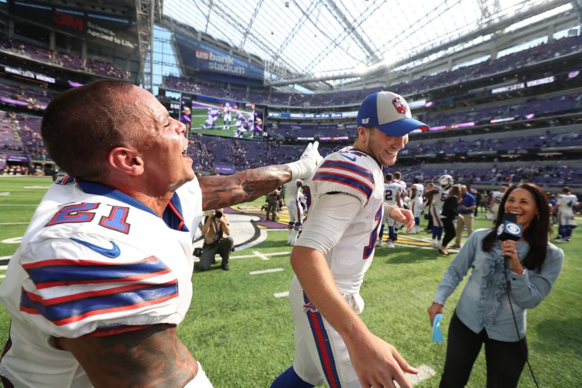 Jordan Poyer Josh Allen Bills Vikings