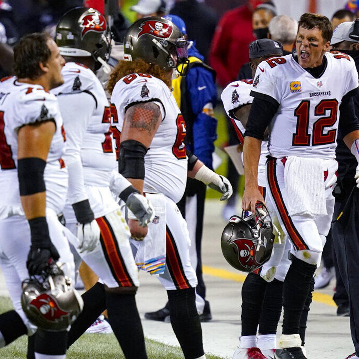 Sunday playbook: Tom Brady-Aaron Rodgers duel headlines Week 6 games | Football | buffalonews.com