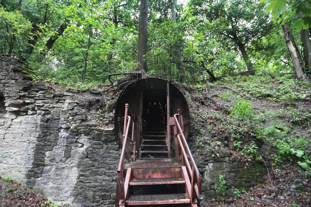 lockport canal cave tour