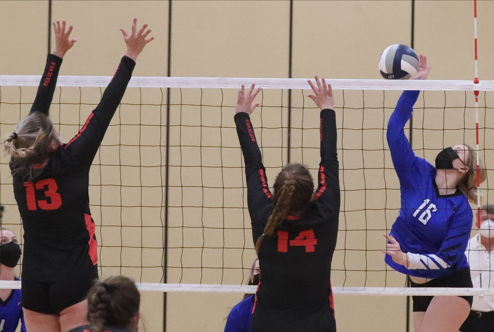 Frontier Sweeps Clarence To Win Section VI Class AA Girls Volleyball Title