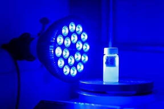 Blue lights and textbook chemistry could help create complex drugs in fewer steps