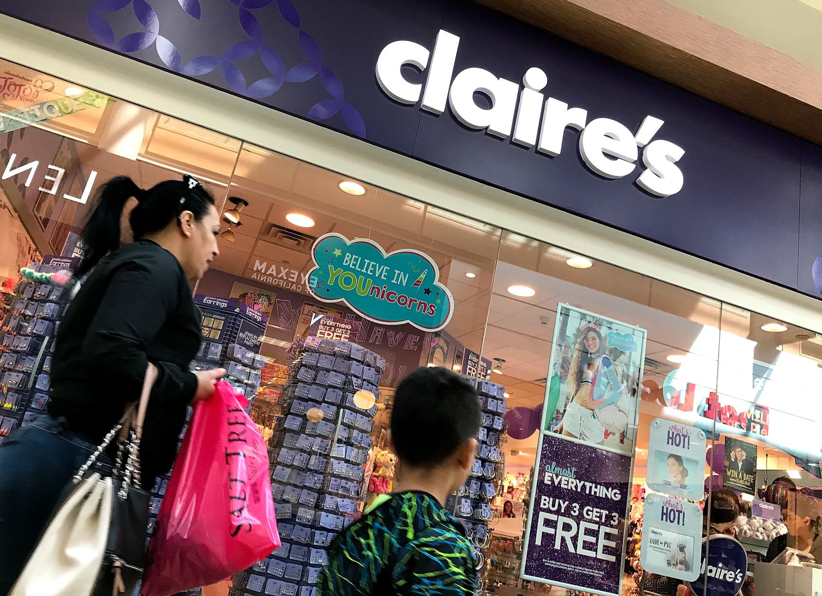 Another one bites the dust 11 retailers closing stores this year