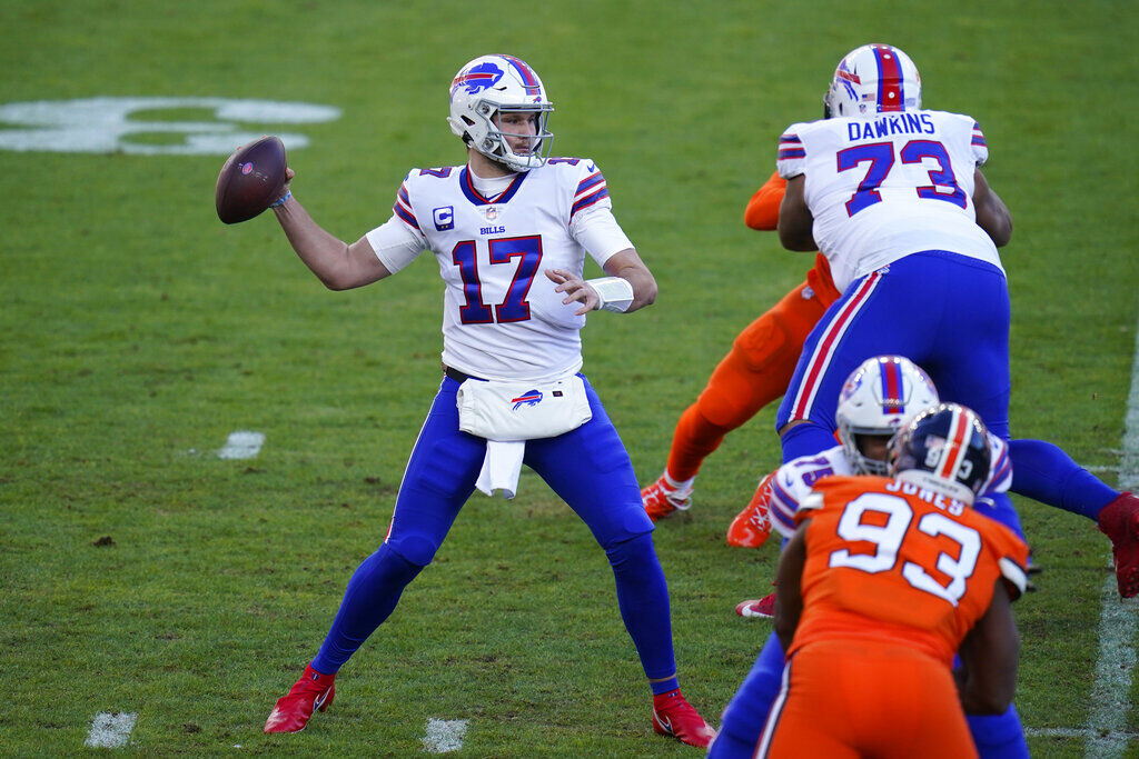 Bills-Patriots game on Monday Night Football is a winter wonderland