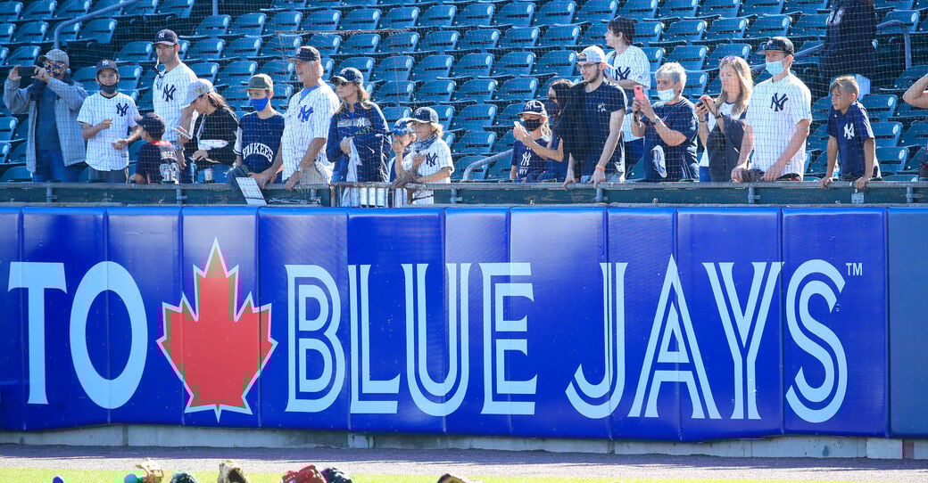 Blue Jays Yankees (copy)