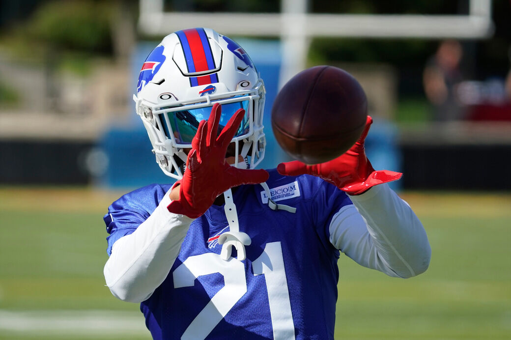 Jordan Poyer suffers elbow injury at Buffalo Bills training camp