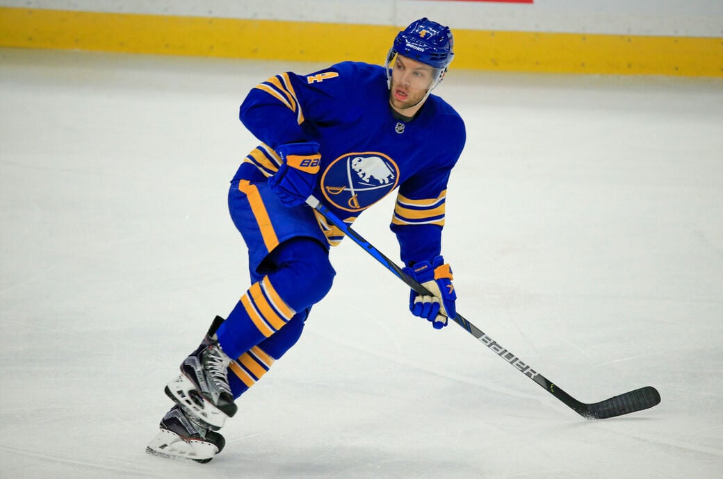 Buffalo Sabres: Taylor Hall signing a big win for Jack Eichel
