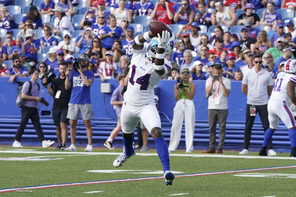 Best photos from the 2021 Return of the Blue & Red practice