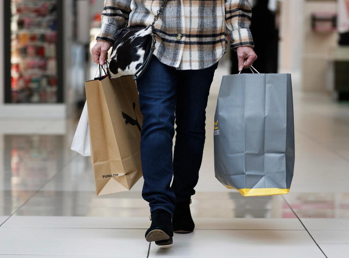 holiday shopping (copy)