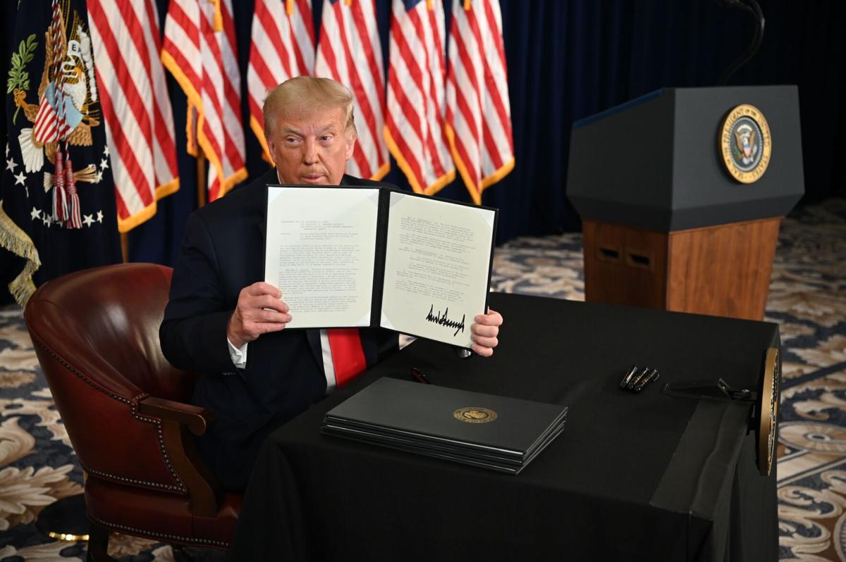 US-POLITICS-TRUMP-briefing